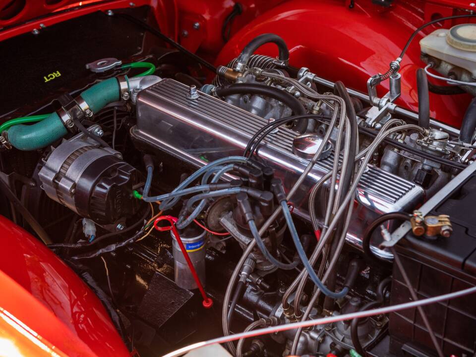 Immagine 5/41 di Triumph TR 6 PI (1972)