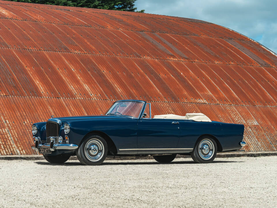 Imagen 10/42 de Bentley S 2 Continental (1961)