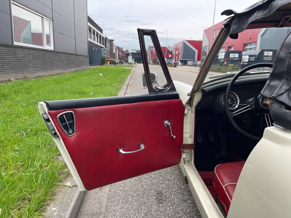 Image 5/22 of Austin-Healey Sprite Mk III (1966)