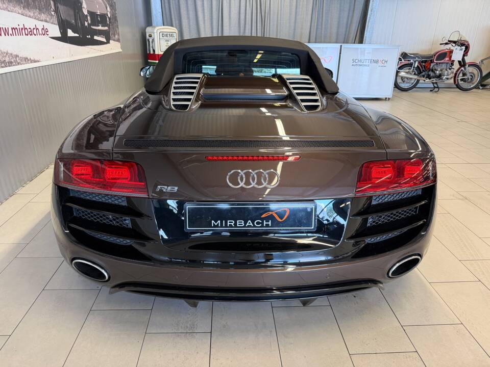 Afbeelding 10/20 van Audi R8 V10 Spyder (2012)