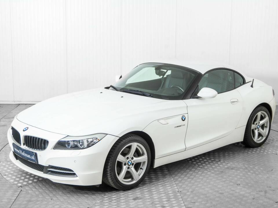 Immagine 50/50 di BMW Z4 sDrive23i (2010)