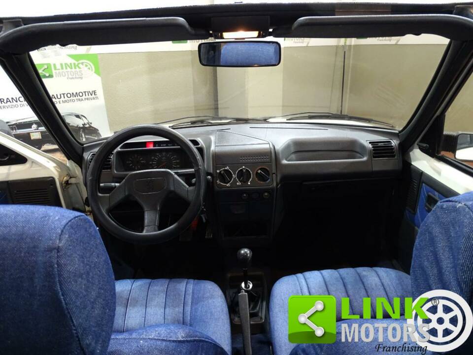 Image 3/10 of Peugeot 205 CJ (1990)