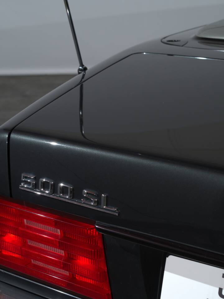 Image 29/56 de Mercedes-Benz 500 SL (1993)