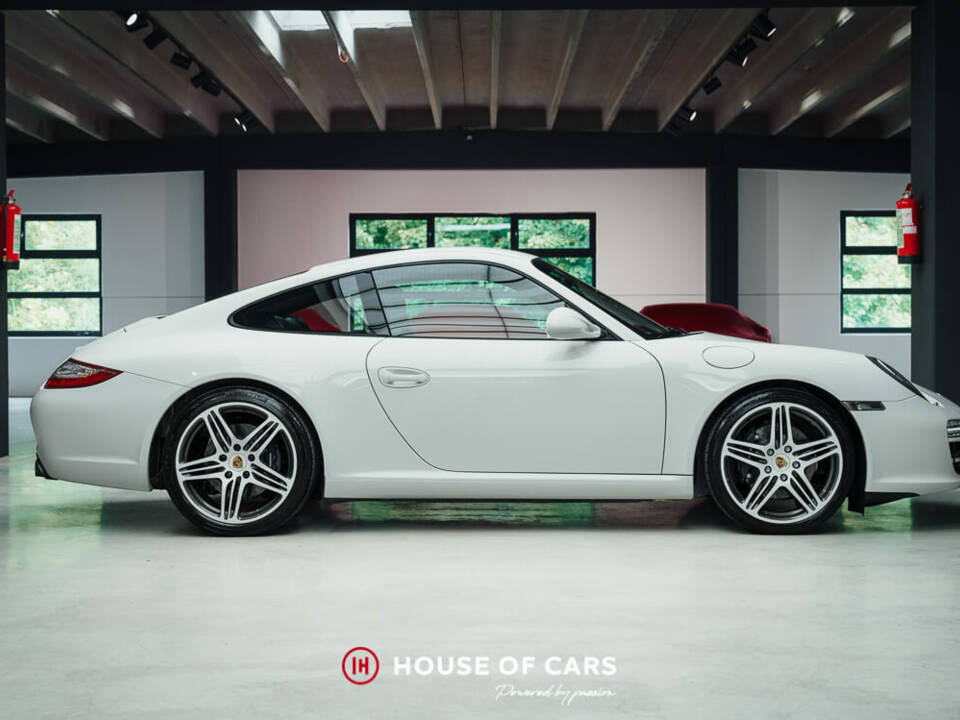 Image 5/23 of Porsche 911 Carrera (2008)
