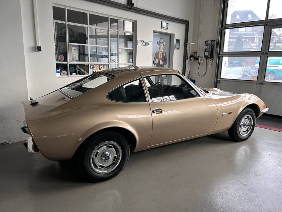 Image 6/35 of Opel GT 1900 (1970)