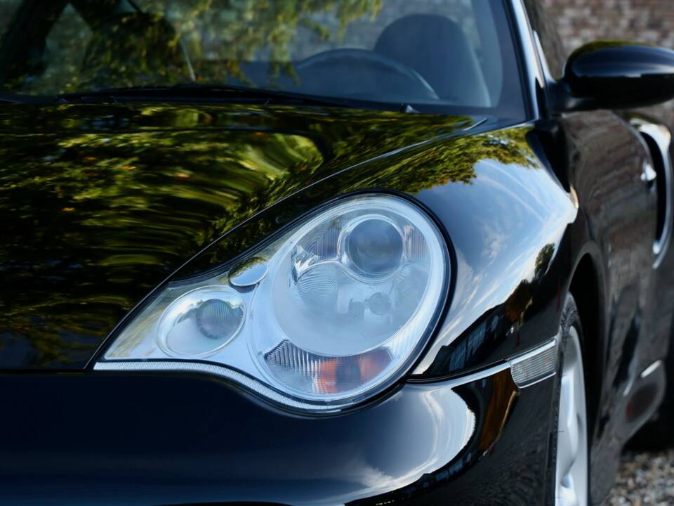 Image 29/50 of Porsche 911 Turbo (2002)