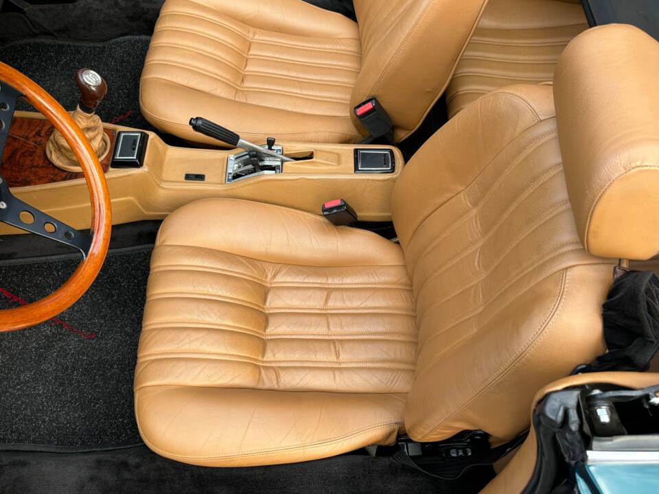 Image 25/47 of FIAT 124 Spider CS2 (1979)