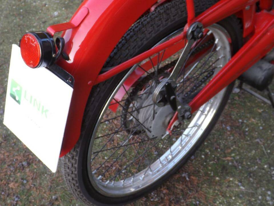 Immagine 27/41 di Moto Guzzi Motoleggera 65 (1952)