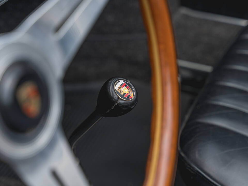 Image 14/28 of Porsche 356 B 1600 (1960)
