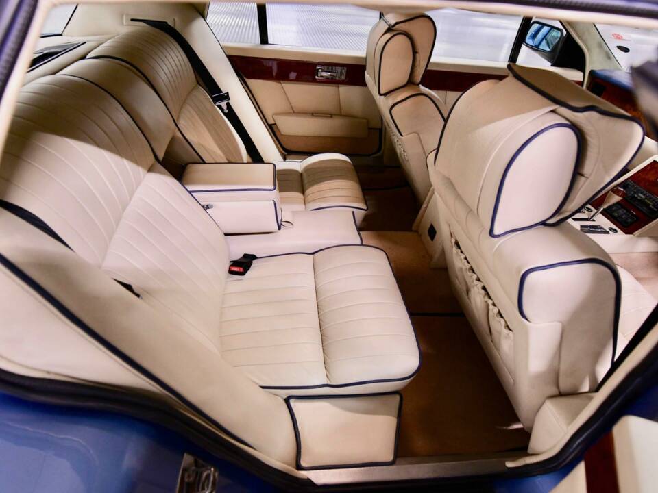 Imagen 49/50 de Aston Martin Lagonda (1989)