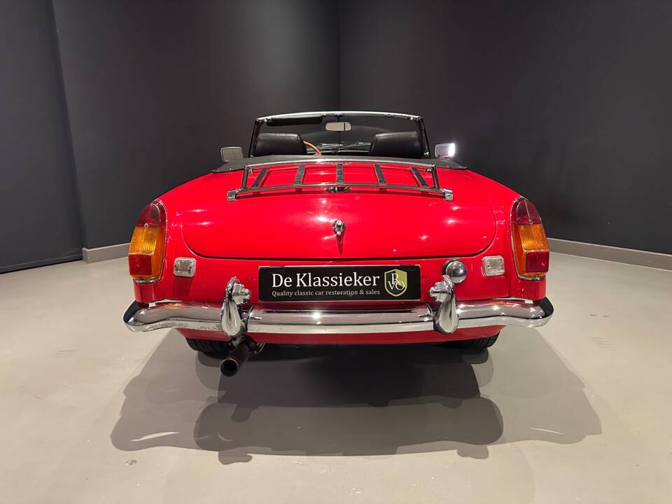 Imagen 23/49 de MG MGB (1977)