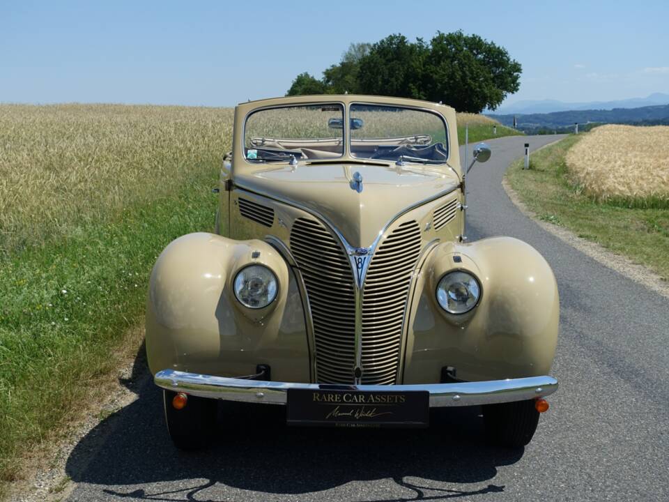 Immagine 2/44 di Ford V8 (1938)