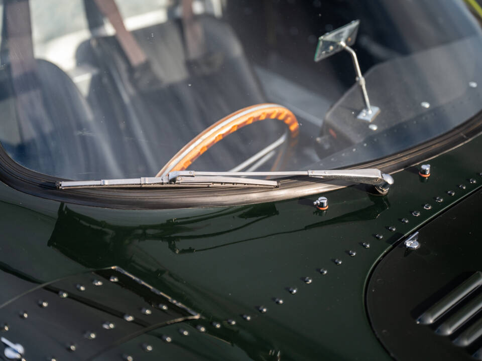 Image 11/100 of Proteus XJ13 (1967)