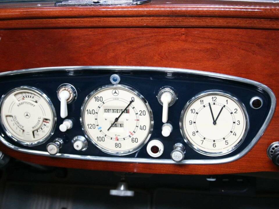 Image 20/50 of Mercedes-Benz 320 Cabriolet B (1939)