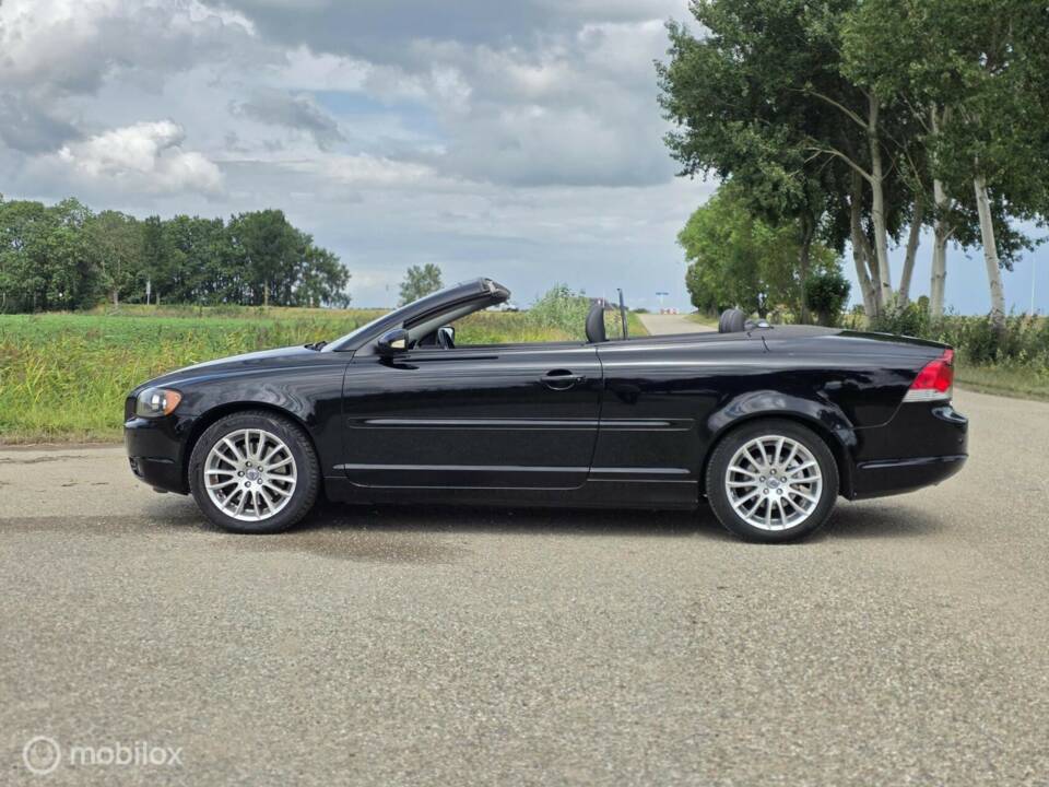 Image 10/38 de Volvo C70 2.4 (2006)