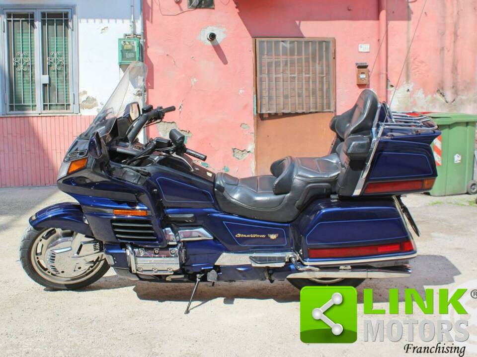 Image 5/10 de Honda DUMMY (2000)