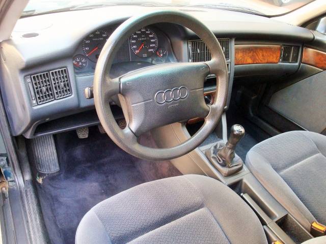 Bild 11/24 von Audi 80 Avant 1.6 E (1994)