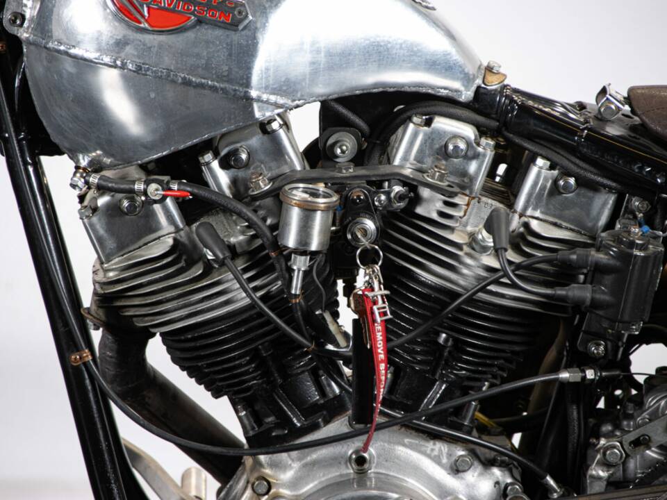 Immagine 16/50 di Harley-Davidson FLSTC Heritage Softail Classic (1997)