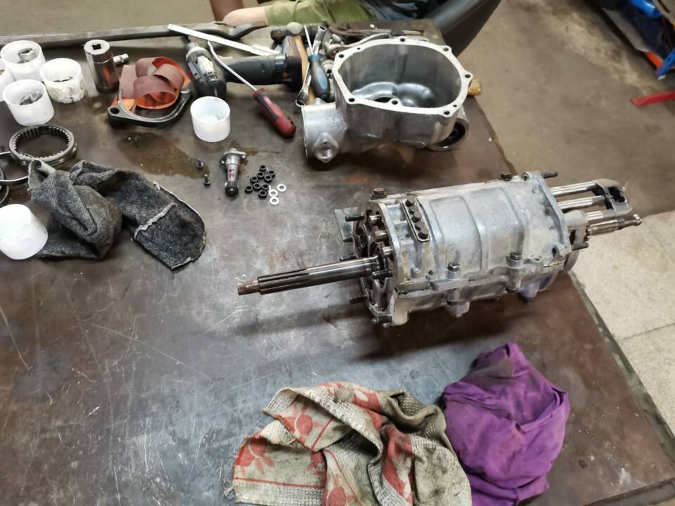 Image 72/99 of Alfa Romeo Giulia 1750 GT Am (1971)