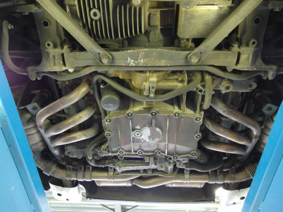 Bild 99/100 von Porsche 911 Carrera 4S (2002)