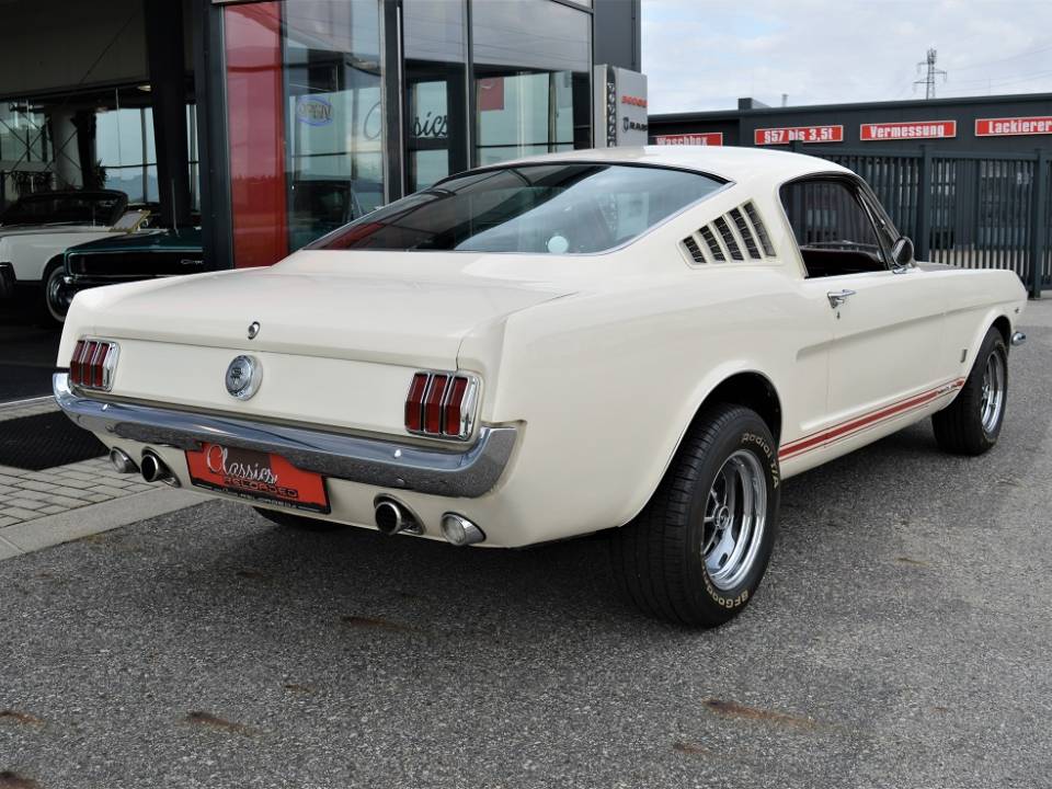 Image 18/33 of Ford Mustang 289 (1966)