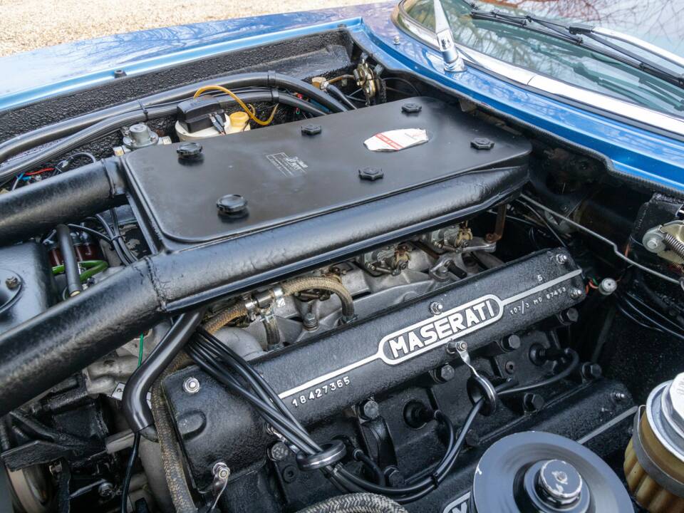 Image 29/50 of Maserati Indy 4900 (1971)