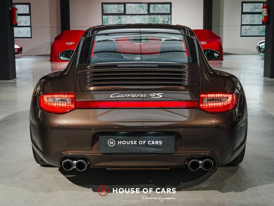 Bild 8/23 von Porsche 911 Carrera 4S (2011)