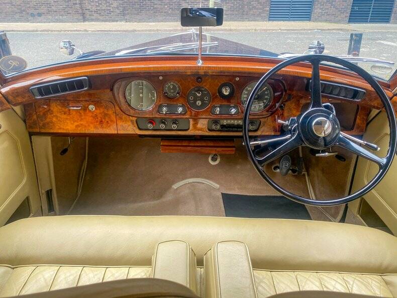Image 3/50 de Bentley S 2 Continental (1960)
