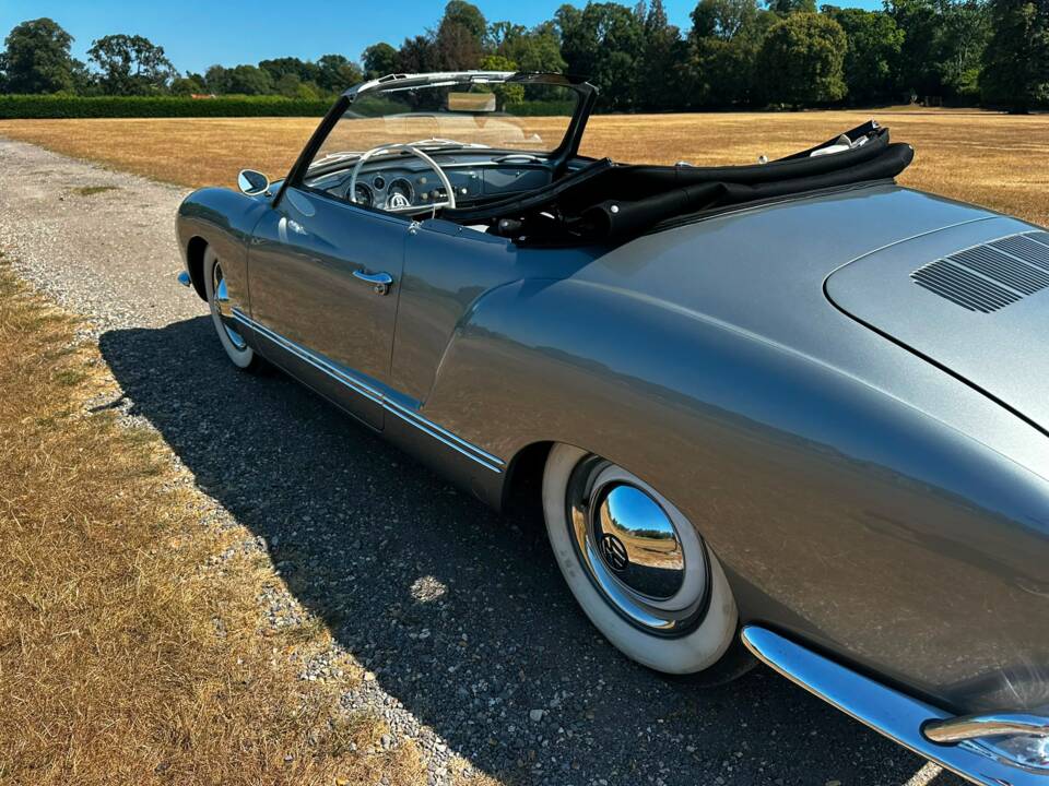 Image 10/48 of Volkswagen Karmann Ghia 1200 (1958)