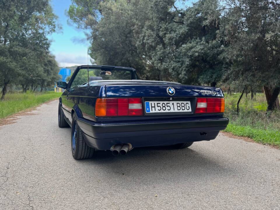 Imagen 13/42 de BMW 325i (1991)