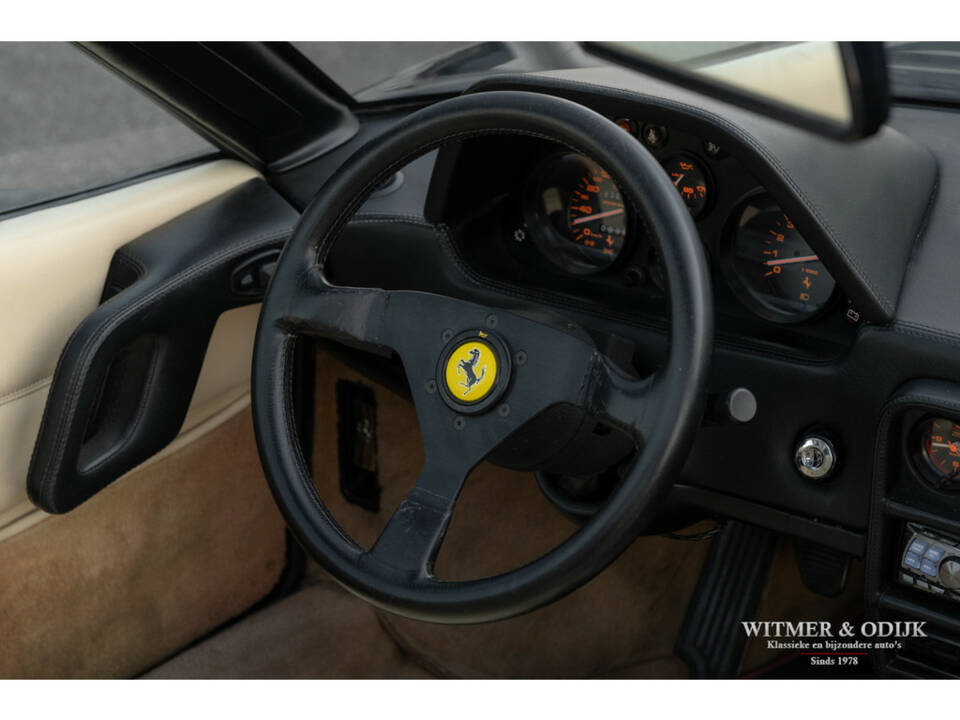 Image 18/41 de Ferrari 328 GTS (1989)
