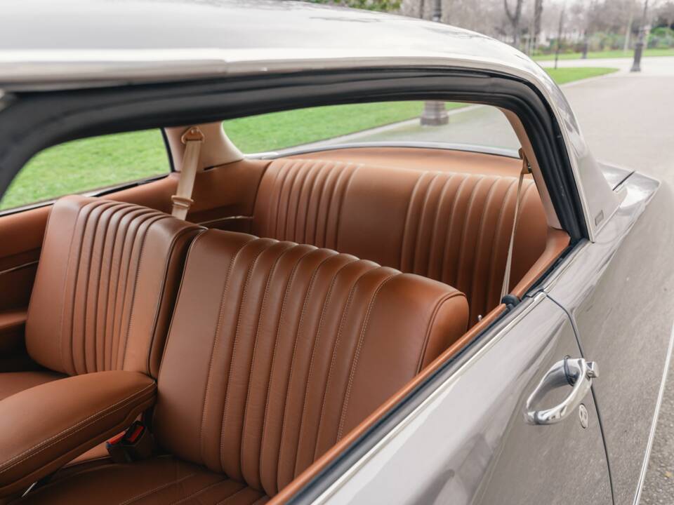 Bild 22/49 von Citroën DS 21 Grand-Palais (2019)