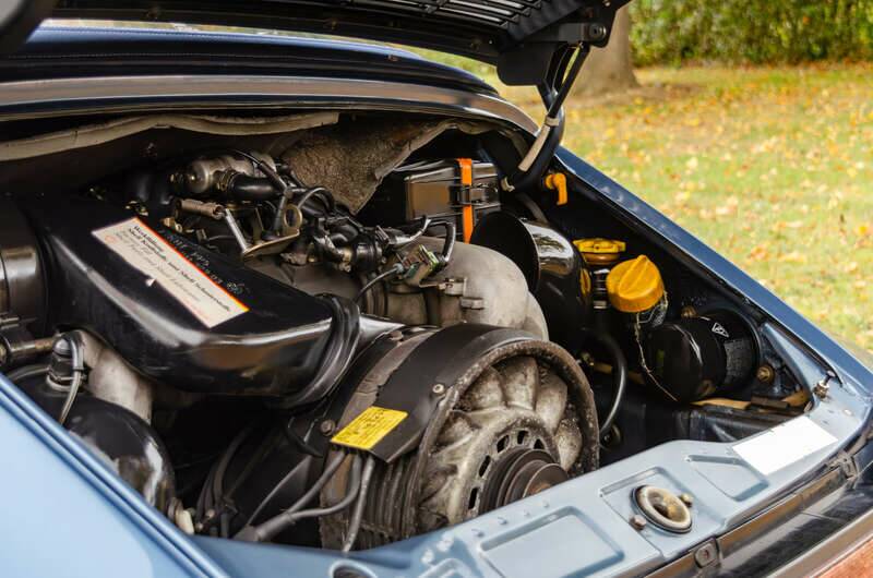 Bild 11/16 von Porsche 911 Carrera 4 (1990)