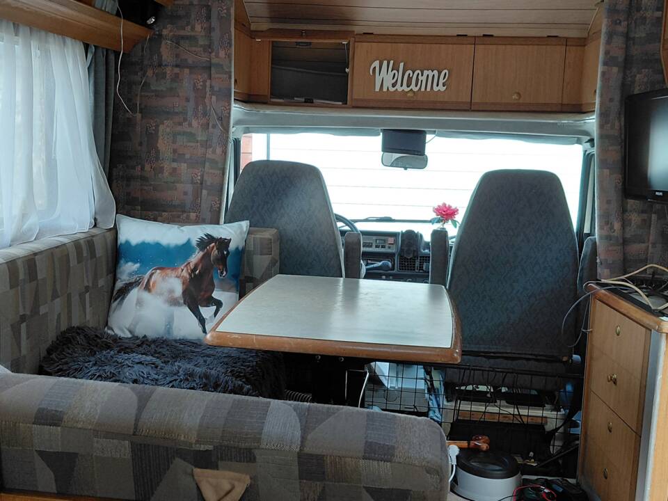 Bild 9/17 von FIAT Ducato Camper 2.5 TD (1992)