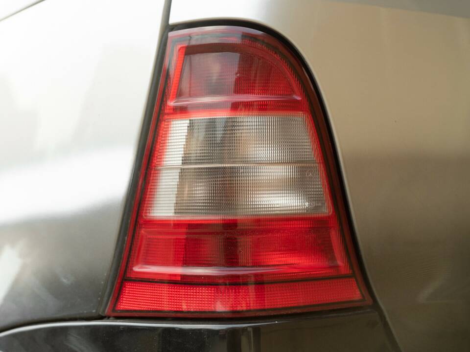 Afbeelding 12/41 van Mercedes-Benz A 160 "F1 Häkkinen Edition" (1999)