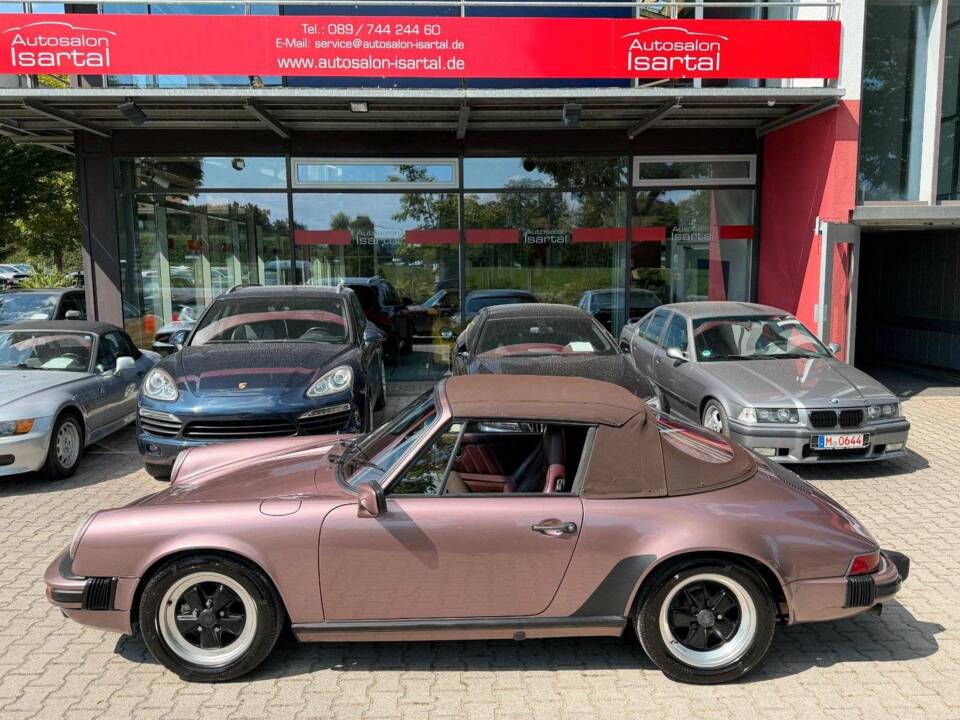 Afbeelding 35/41 van Porsche 911 Carrera 3.2 (WTL) (1987)