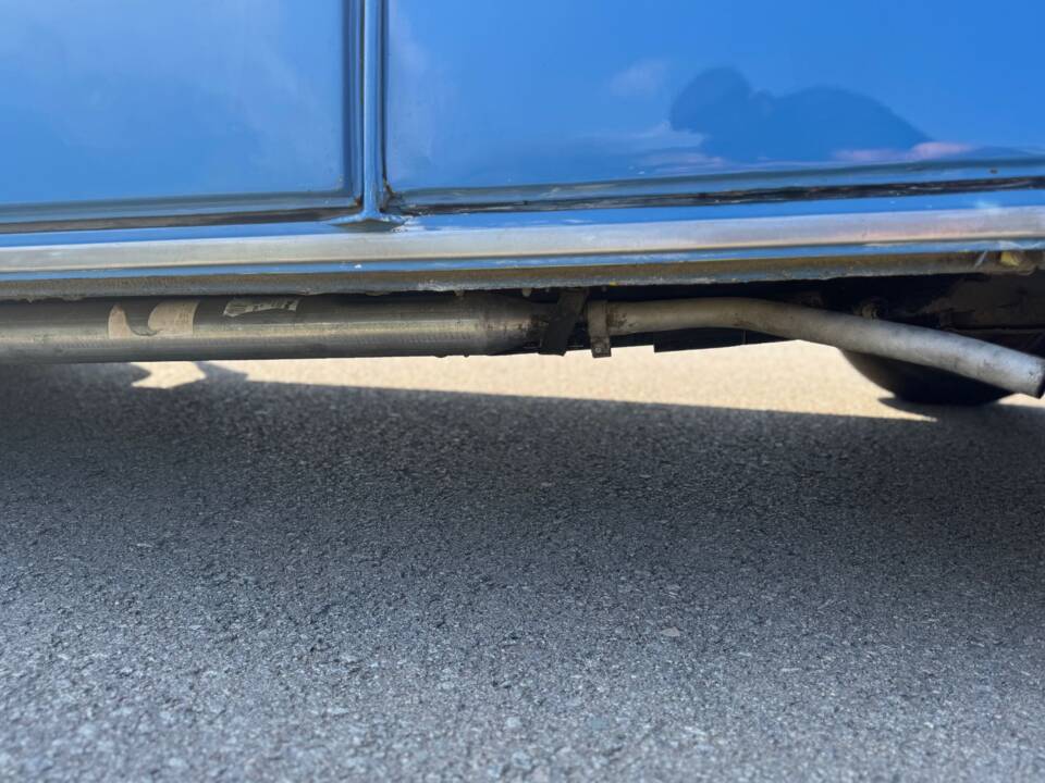 Image 15/25 of Citroën 2 CV 6 (1976)