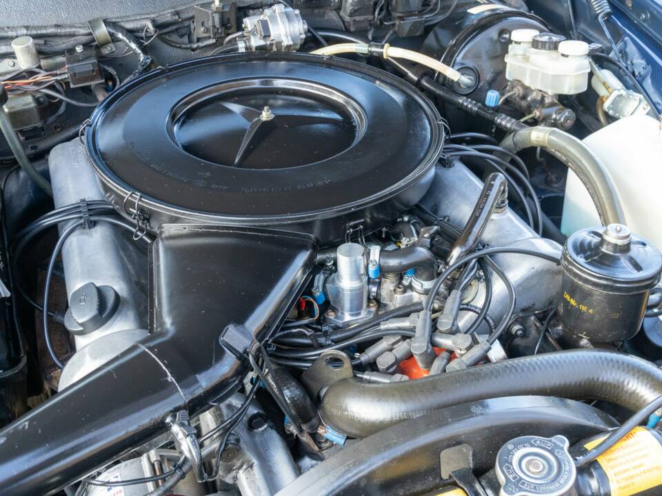 Bild 47/50 von Mercedes-Benz 280 SE 3,5 (1970)