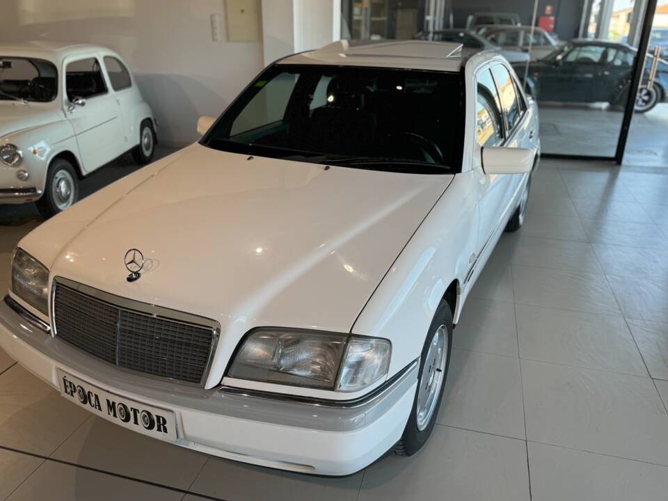 Bild 3/42 von Mercedes-Benz C 250 Turbodiesel (1996)