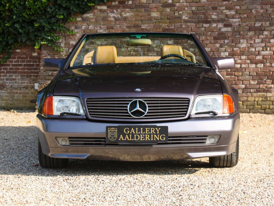 Image 5/50 of Mercedes-Benz 500 SL (1990)