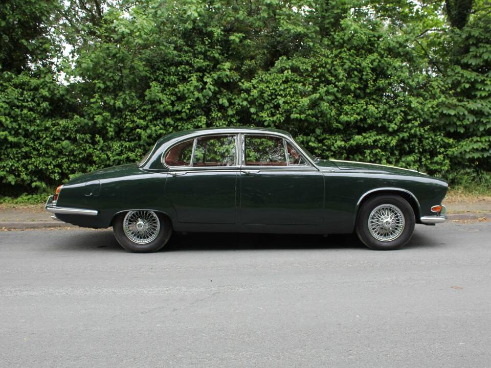 Afbeelding 7/18 van Daimler Sovereign 420 (1968)