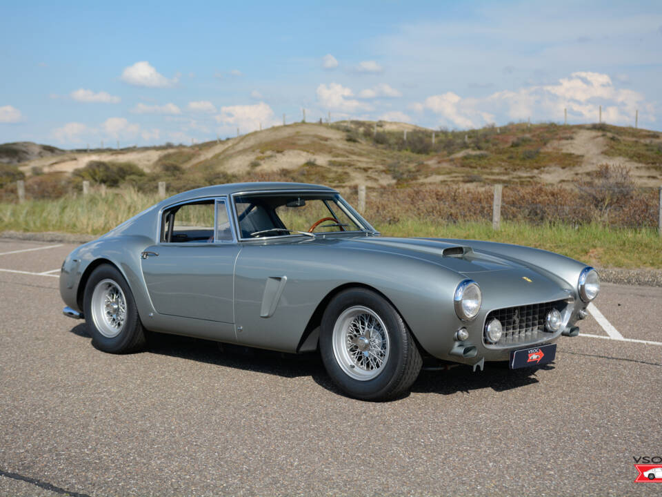 Image 9/24 de Ferrari 250 GT (1963)