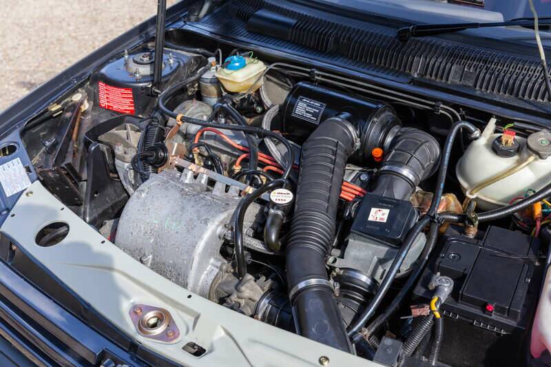 Imagen 13/50 de Peugeot 205 GTi 1.6 (1989)