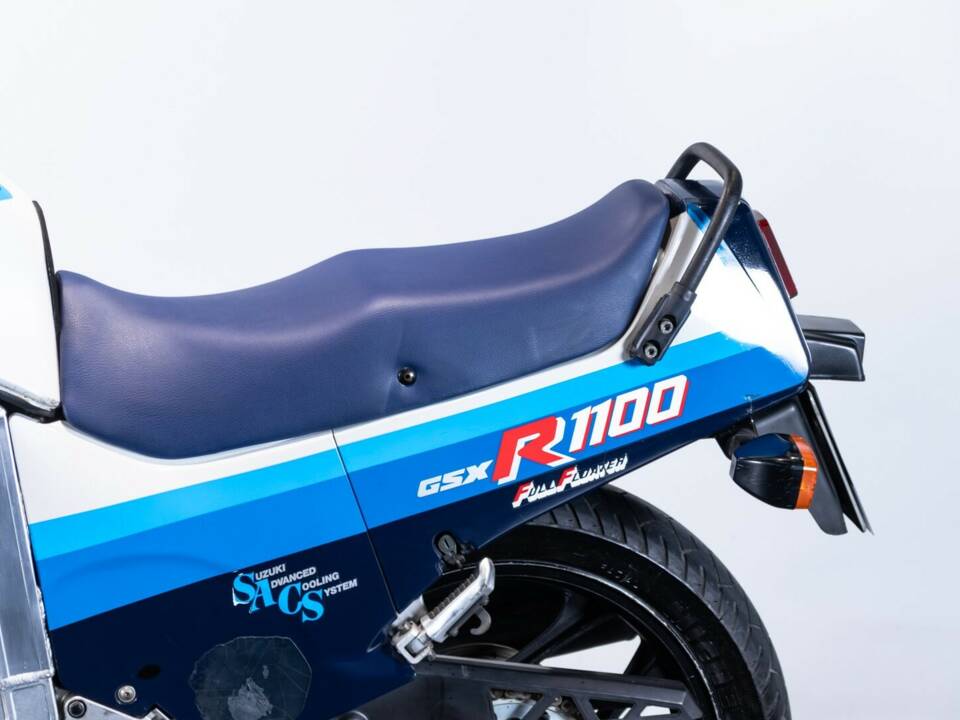Bild 9/50 von Suzuki GSX-R 1100 (1986)