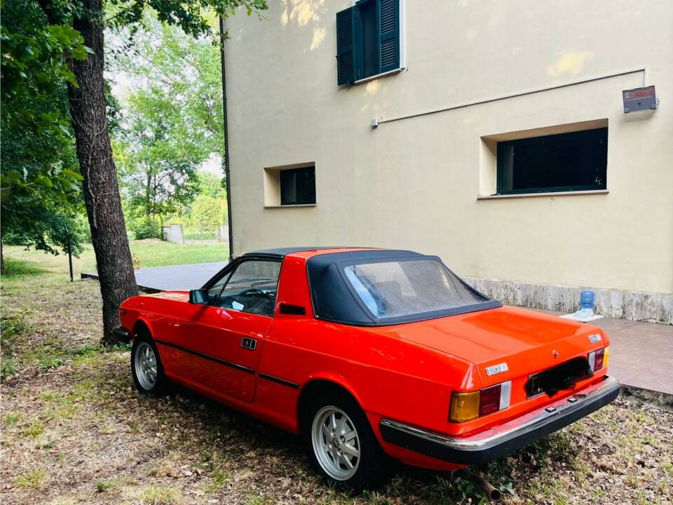 Bild 3/11 von Lancia Beta Spider 2000 (1977)