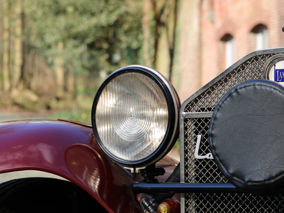 Image 14/51 of Lancia Lambda (1930)