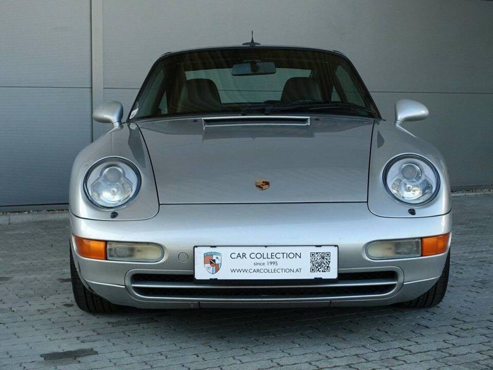 Image 2/20 of Porsche 911 Carrera 4 (1996)