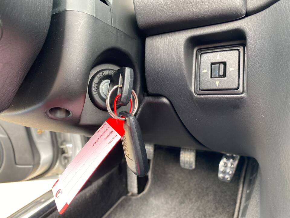 Afbeelding 23/63 van Mazda MX-5 1.6 (2004)