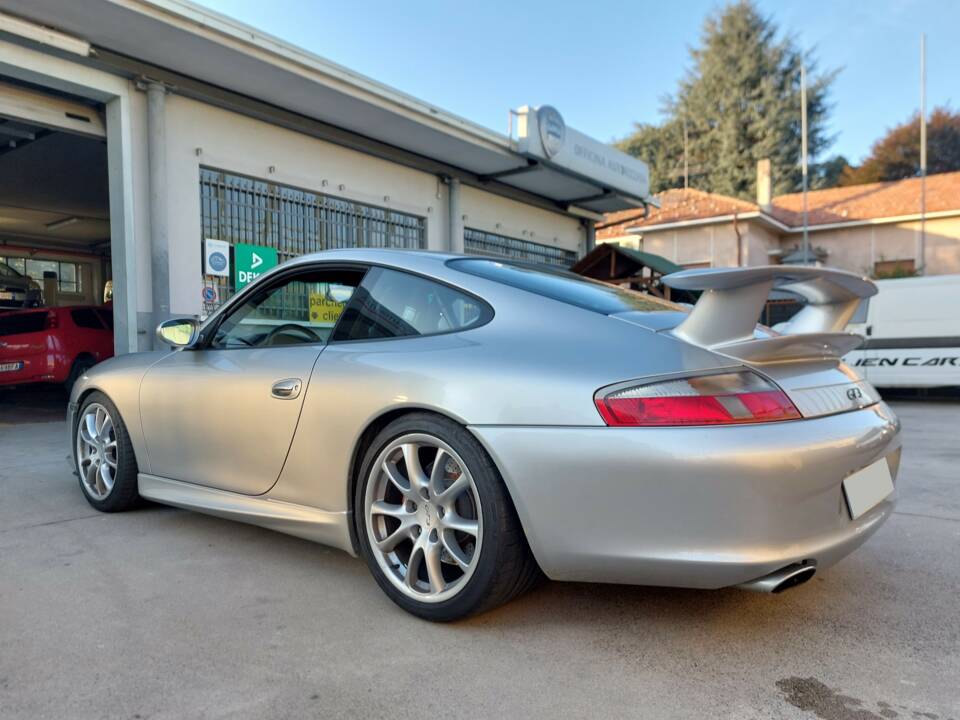 Immagine 3/23 di Porsche 911 GT3 (2004)