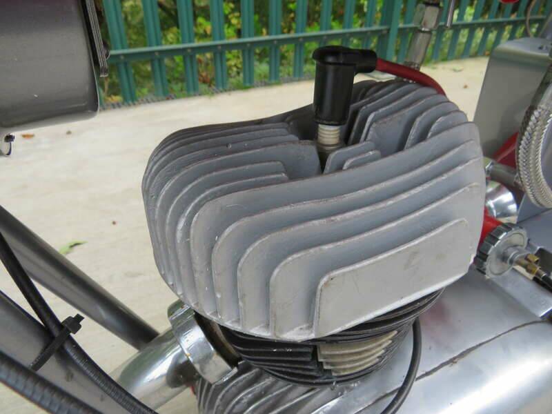 Bild 22/45 von MV Agusta 150 Sport (1953)
